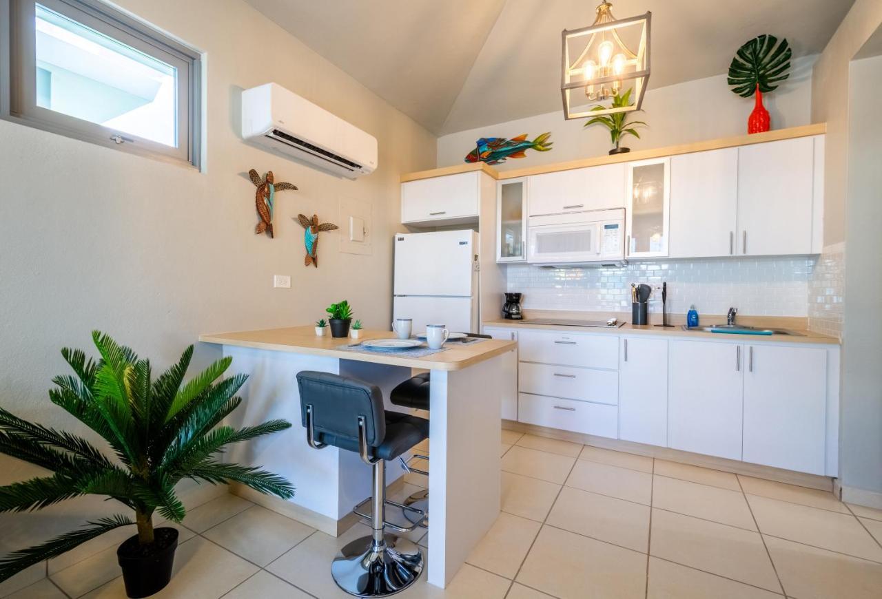 Villas At Aguada Sea Beach Екстер'єр фото