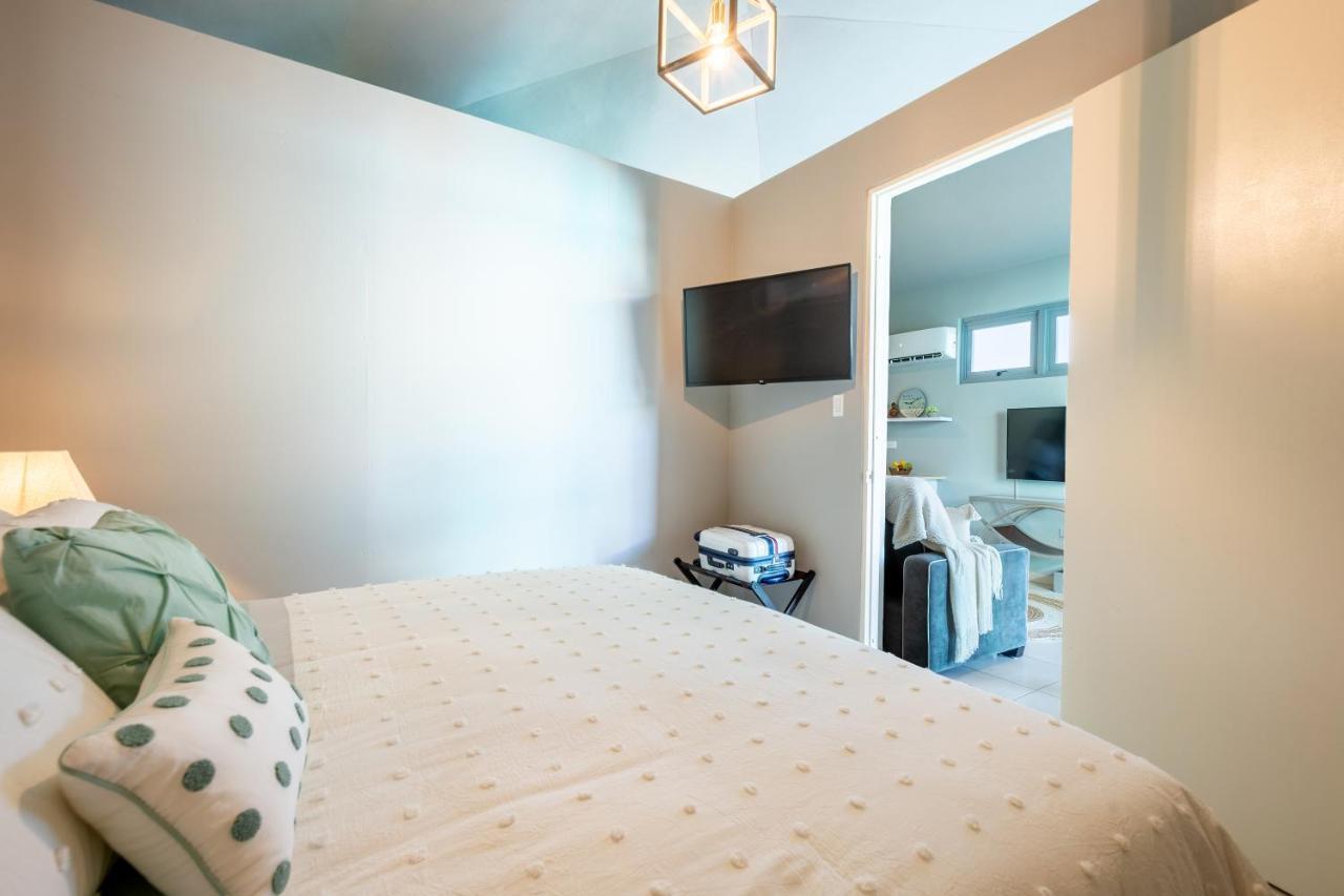 Villas At Aguada Sea Beach Екстер'єр фото