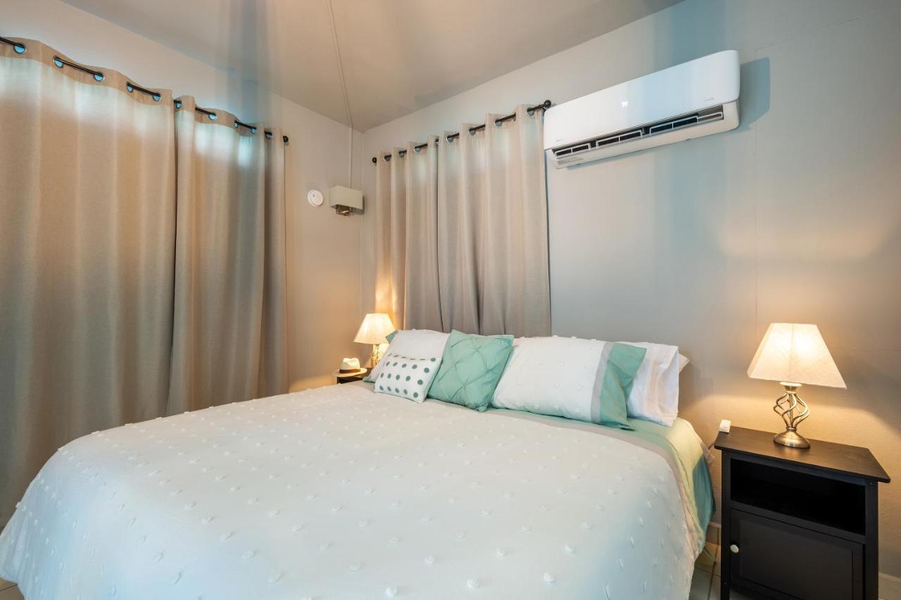 Villas At Aguada Sea Beach Екстер'єр фото