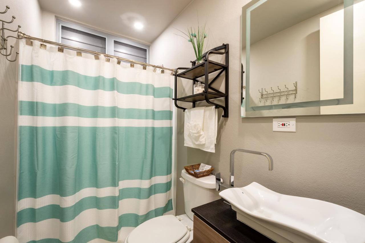 Villas At Aguada Sea Beach Екстер'єр фото